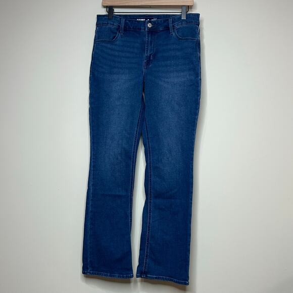 Old Navy Mid-Rise Wow Boot-Cut Denim Jeans Size 10 - Picture 3 of 10